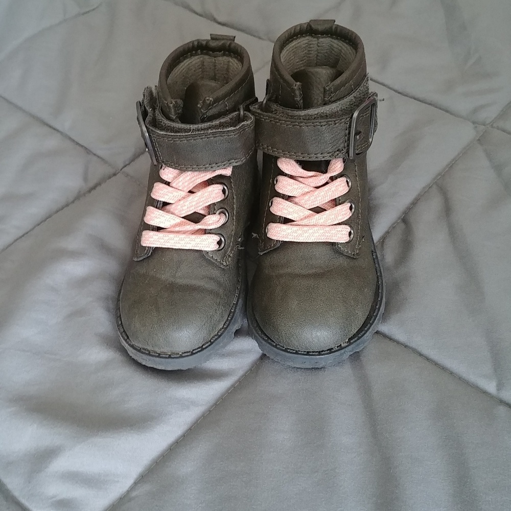 Carter's Toddler Boots 6